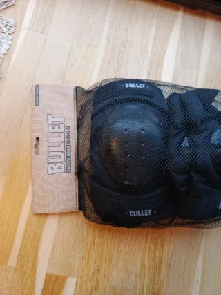 Protecciones Bullet para patinaje Bullet nuevas