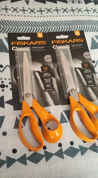 ✂️ Lote 2 Tijeras Fiskars Classic 25cm Nueva
