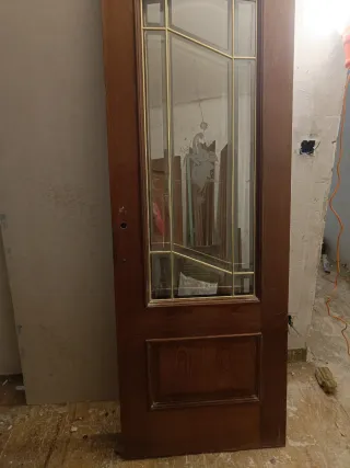 Lote 5 de puertas para reparar