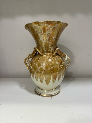 Vaso ceramica stile Liberty dorato