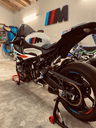 BMW S1000RR Pack M
