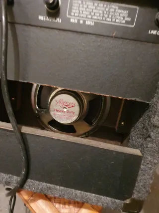 Amplificador Starforce SGA 115 Guitarra