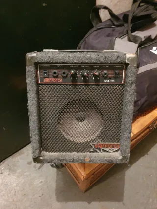 Amplificador Starforce SGA 115 Guitarra