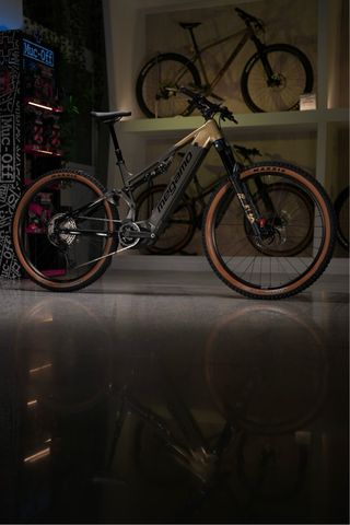 Bicicleta eléctrica Megamo Flame AL 05