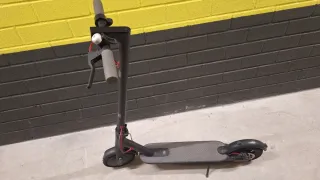 Patinete Eléctrico + Batería y Ruedas sólidas