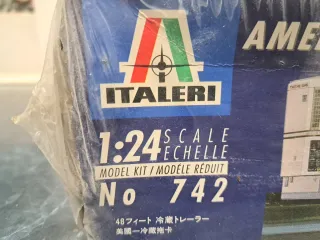 Maqueta Italeri American 48ft Trailer