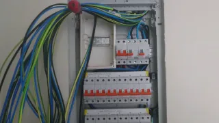 Electricista 24h 624590052