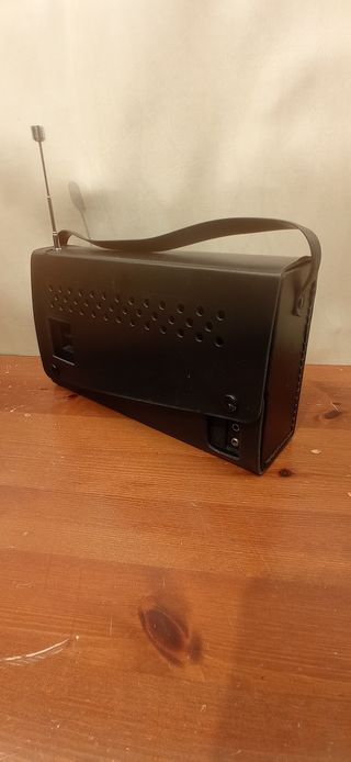 ANTIGUA RADIO INTER E-156, FUNCIONANDO NUEVA-RADIO