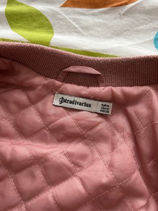 Chaqueta bomber rosa