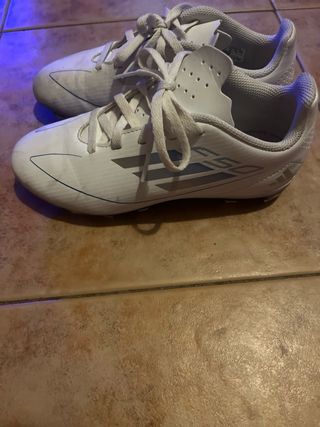 Zapatillas Adidas Fútbol Tacos Blancas talla 34