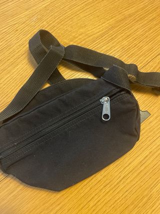 Riñonera Eastpak Negra