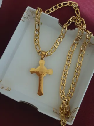 Cadena y dije cruz baño oro 59cm/6mm