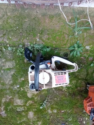 Motosierra Stihl 009