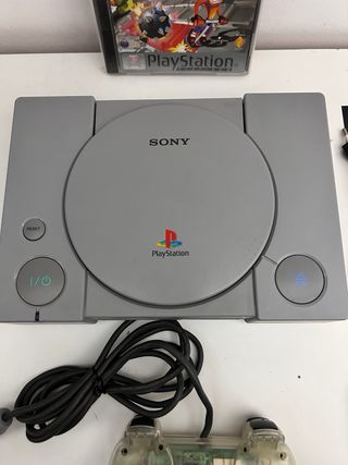 Playstation 1 con gioco Crash Bash