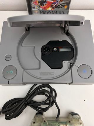 Playstation 1 con gioco Crash Bash