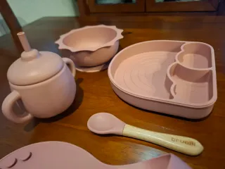 Set alimentación silicona bebé rosa marca Brunik