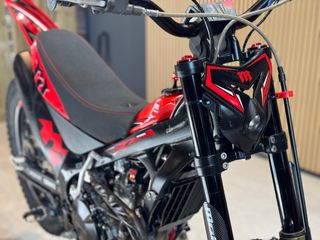 Montesa Cota 4RT 300RR matriculada + kit asiento