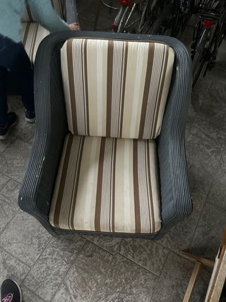 Sofá de jardín mimbre negro