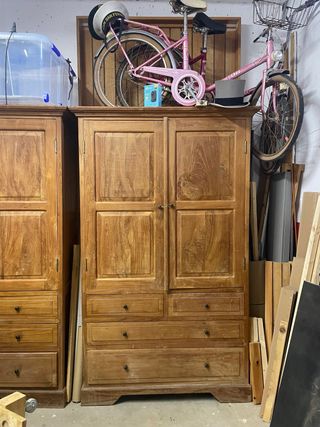 Armario ropero de madera Teka