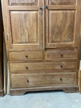 Armario ropero de madera Teka