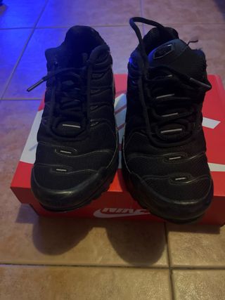 Zapatillas Nike TN Negras Talla 34