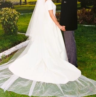 Vestido de Novia Color Crudo o Marfil Talla 38-40