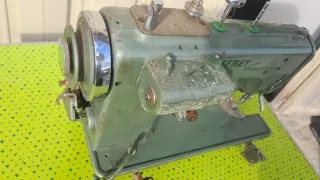 Máquina de coser Refrey Transforma