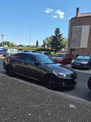 Lexus IS 2009