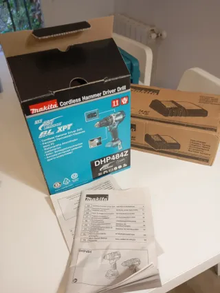 Kit profesional Makita DHP484Z + Cargador+2 bat6Ah