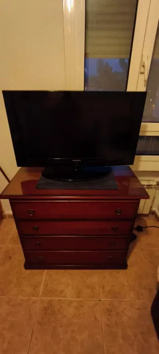 Cómoda, coqueta, cajonera de madera de 4 cajones