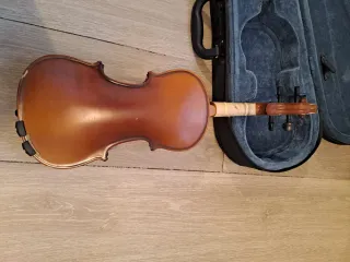 Violín Infantil 1/8 con Funda y Arco
