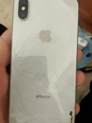 iPhone Roto para Piezas atiendo watcha al número