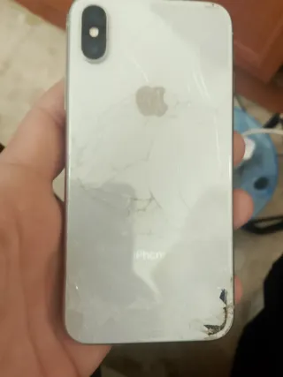 iPhone Roto para Piezas atiendo watcha al número