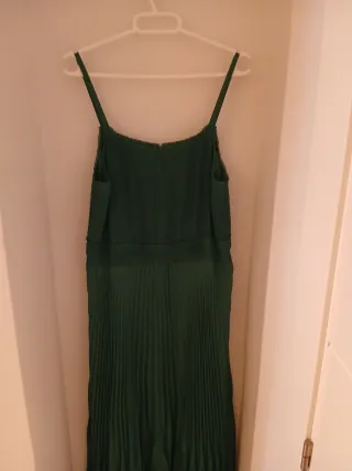 Vestido Massimo Dutti verde plisado