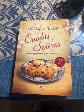 Criadas y Señoras: Tres mujeres a punto de dar ...