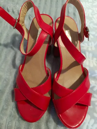 Sandalias rojas tacón plataforma talla 37