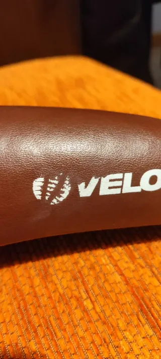 Sillín de bicicleta Velo marrón