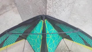 Cometa Dirigible Feel'R 180