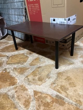 Mesita de centro de madera