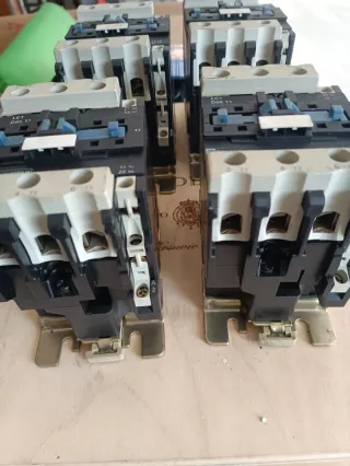 Teleruttori Schneider Telemecanique 48V