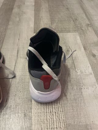 Zapatillas Jordan Air 200E 36.5 niño