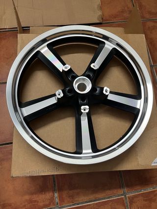 Llanta Harley Davidson