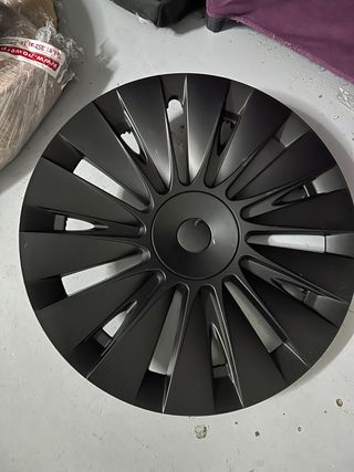 Tapacubos Negro Tesla Model Y 19