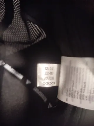 Gorra Mercedes-Benz x Adidas Negra