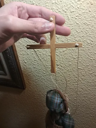 Muñeca títere de tela con traje de cuadros