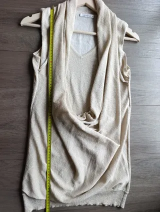 Top sin mangas dorado brillante