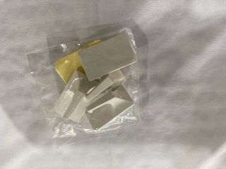 Mini proyector LED + pantalla