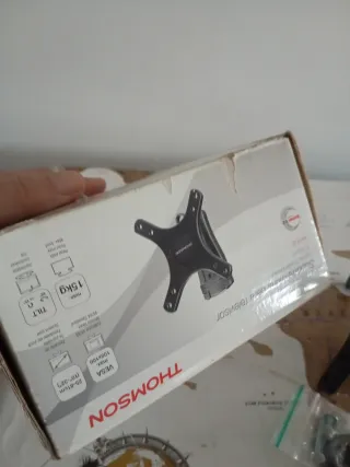 Soporte TV Thomson HI260552 VESA