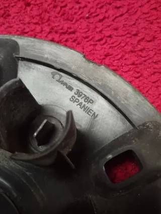 JUEGO 2 TAPACUBOS VW CRAFTER