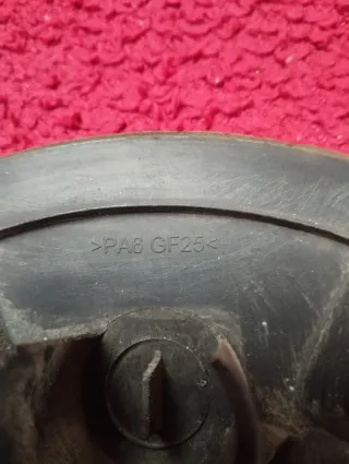 JUEGO 2 TAPACUBOS VW CRAFTER